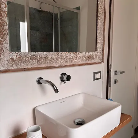 Boutique Art W9 別荘 *