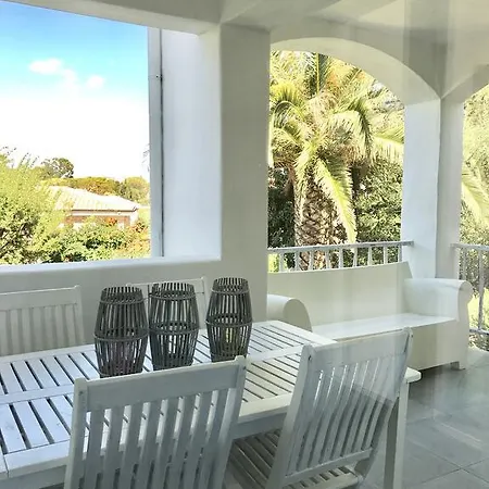 Boutique Art W9 別荘